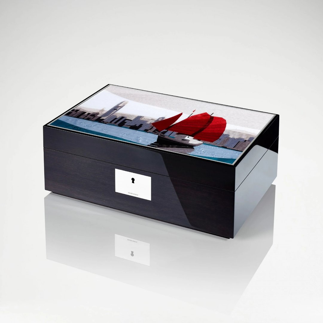 Linley Hong Kong Skyline Box -  Luxury Engraved Wooden Humidor/Jewellery Box
